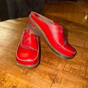 Spring Step Red Leather Mules, sz. 39, US 8.5